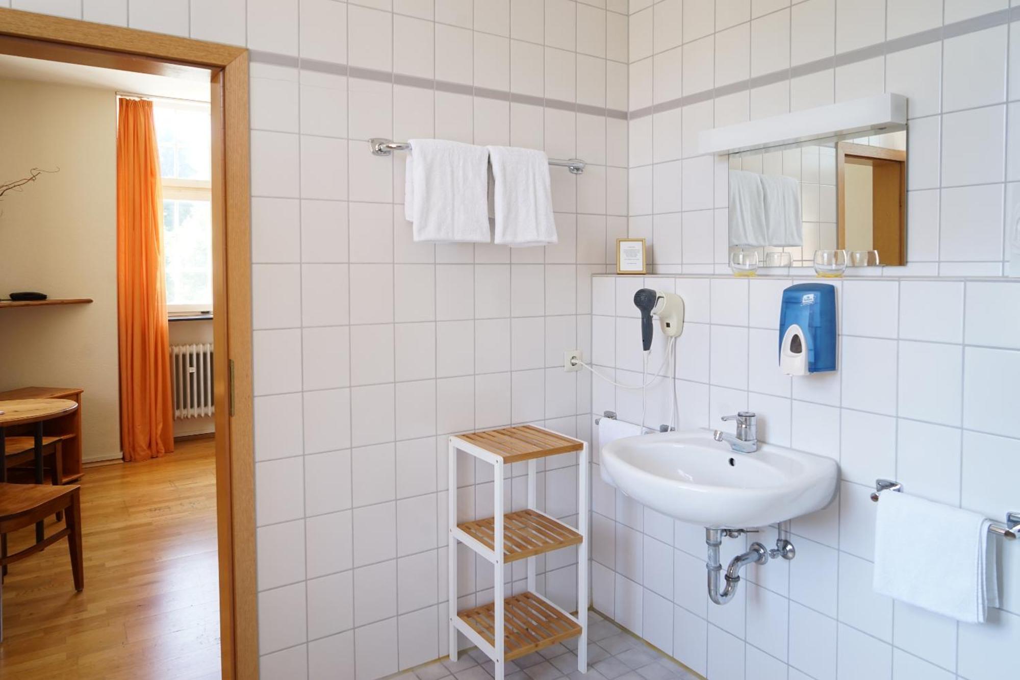 Hotel Gasthaus Schuetzen Freiburg im Breisgau Pokoj fotografie